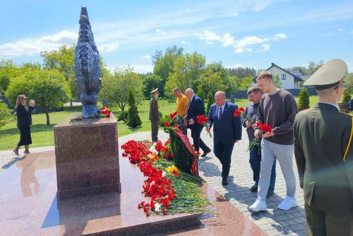 Подвиг наших летчиков