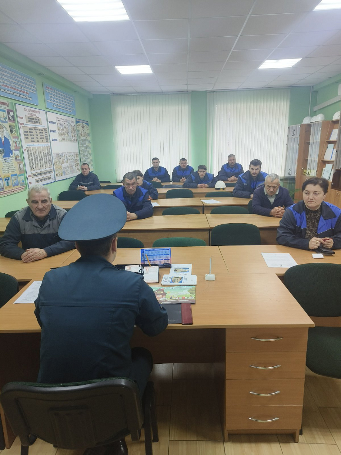 Филиал "Барановичский КЖБК" ОАО "Кричевцементноштфер" посетил старший инспектор сектора надзора и профилактики Барановичского горрайотдела по чрезвычайным  ситуациям 