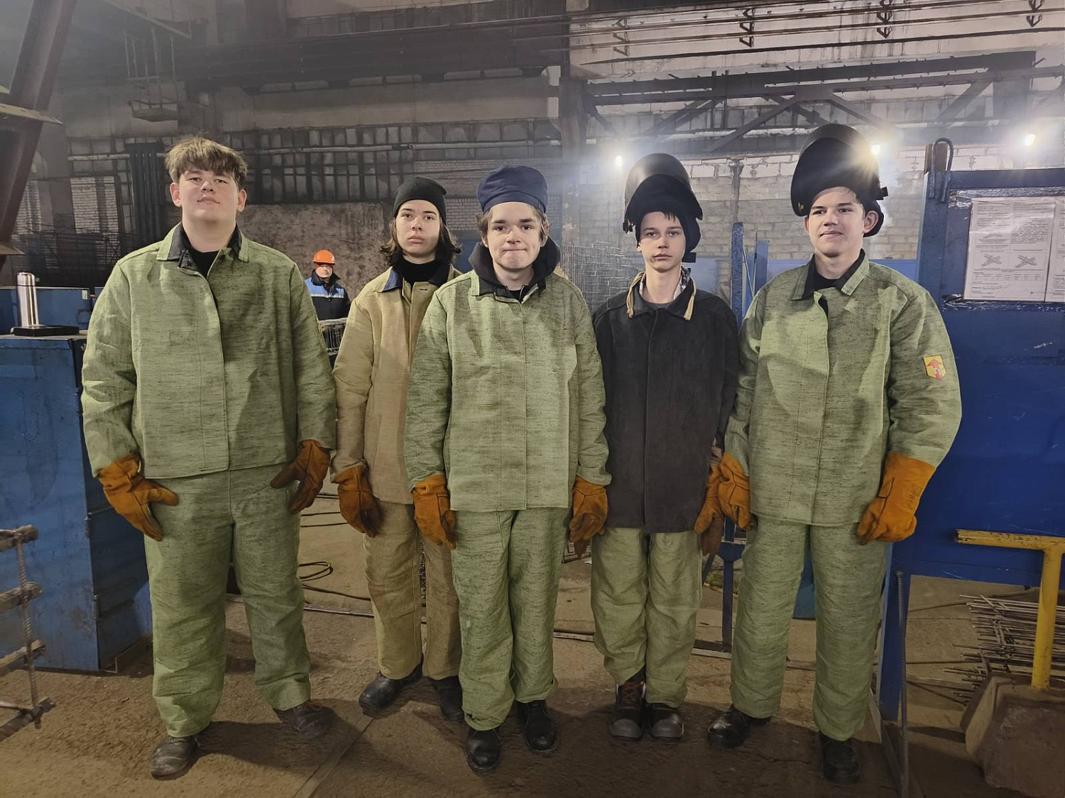 В филиале "Барановичский КЖБК" ОАО "Кричевцементноштфер" продолжается целенаправленная работа по подготовке основных рабочих профессий сварщика