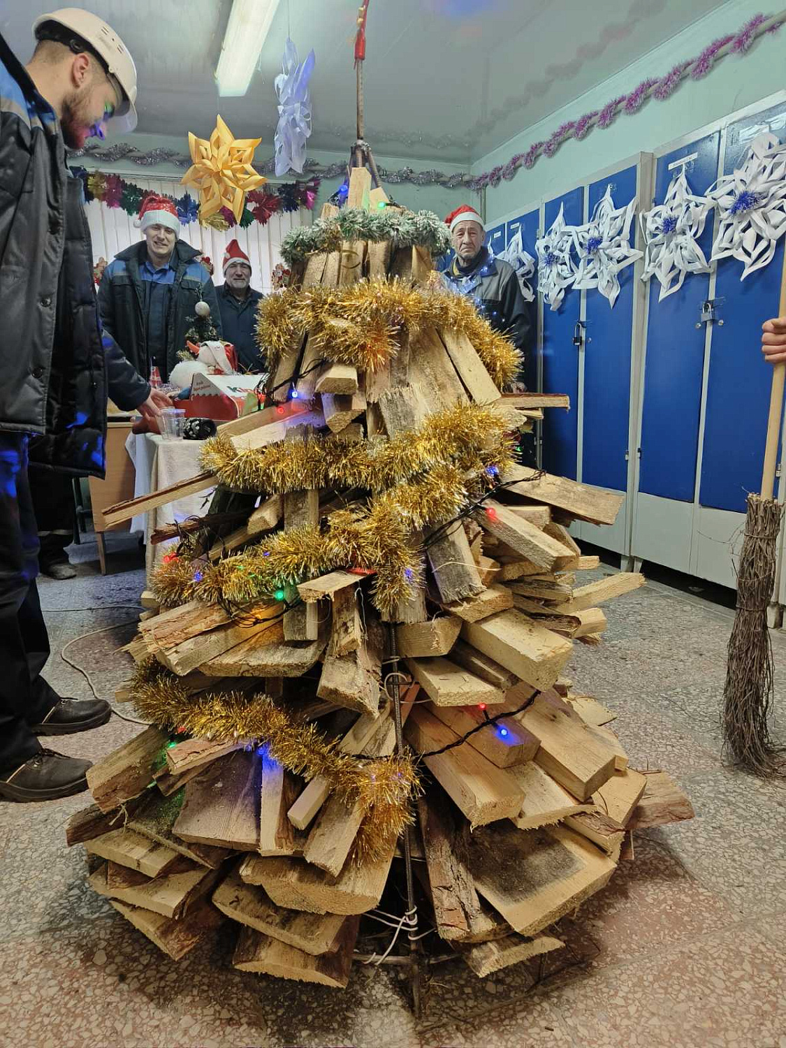 Конкурс по оформлению производственных цехов и служебных кабинетов